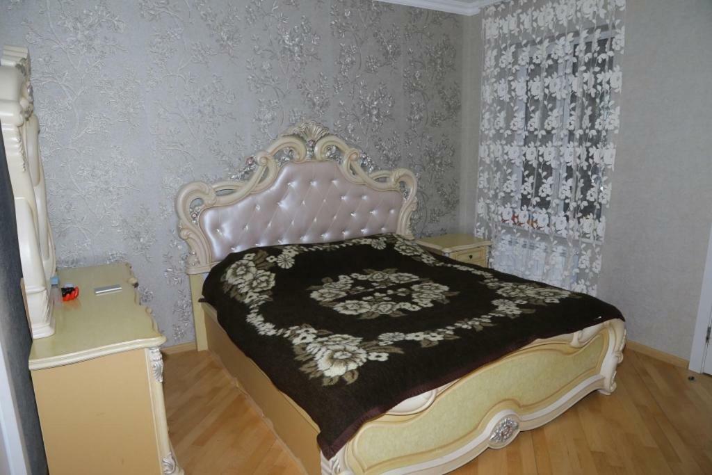 Nana'S Apartment Кутаїсі Екстер'єр фото