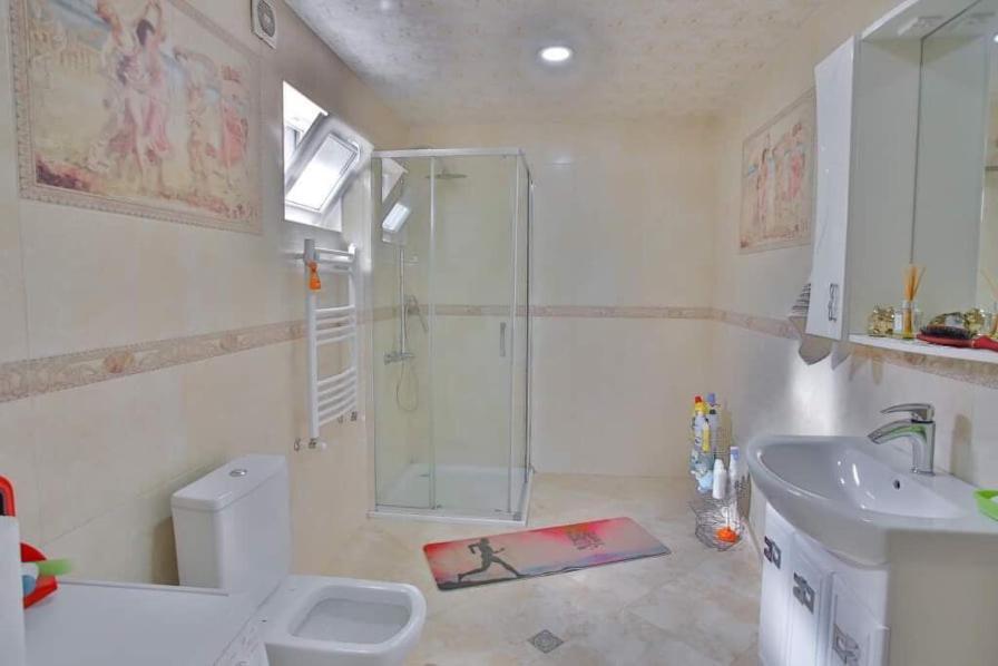 Nana'S Apartment Кутаїсі Екстер'єр фото